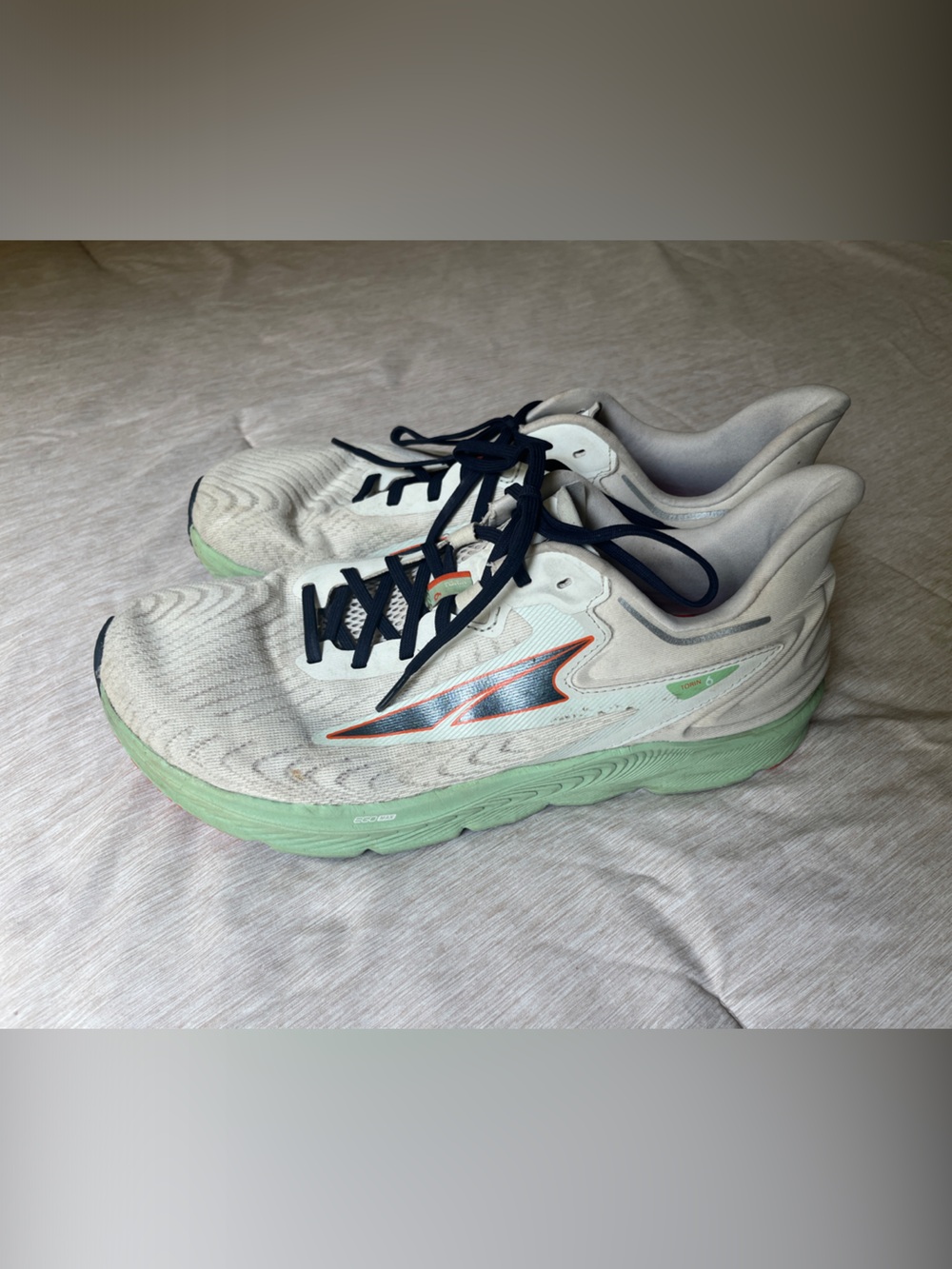 Altra Torin Men’s White Running Shoes